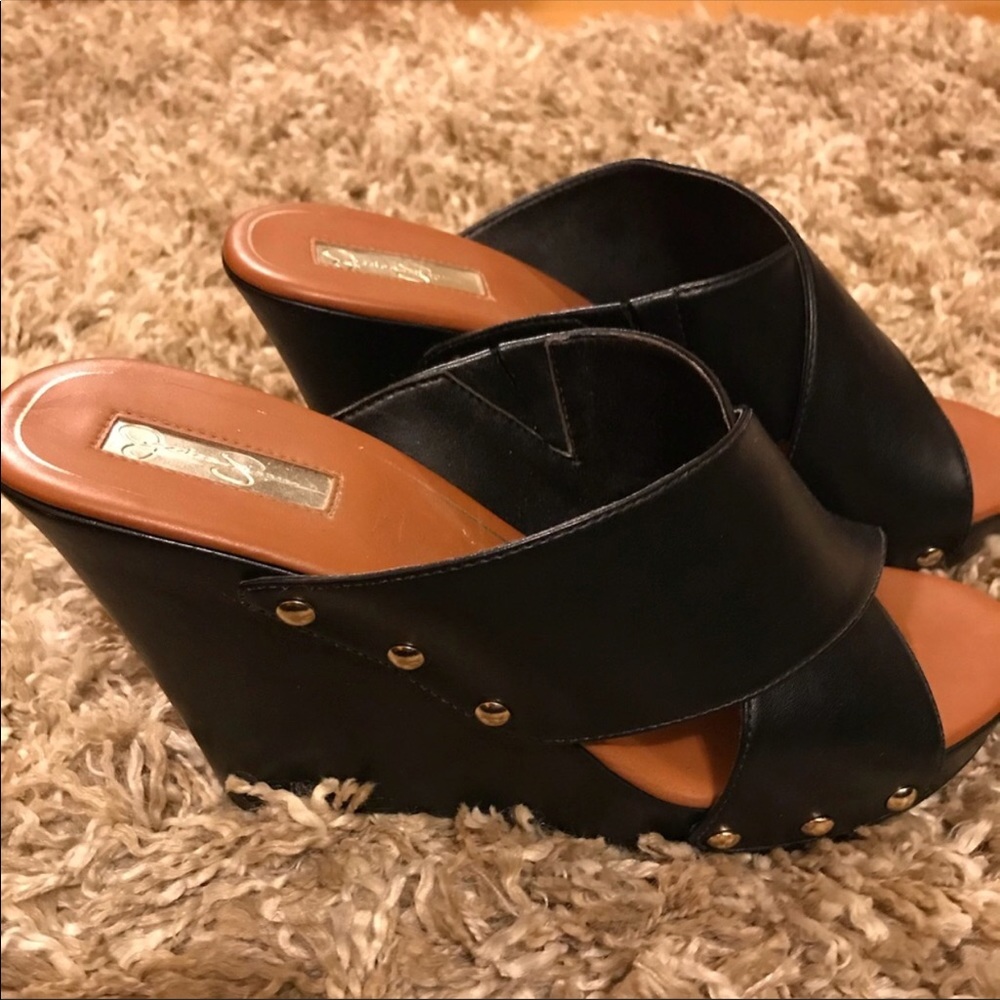 Jessica Simpson wedge